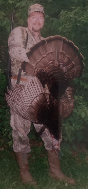 Mike holding a big Tom