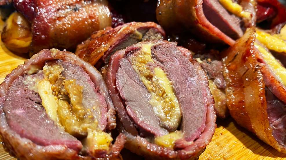 Recipe Duck Breast With Figs And Cheese Lead