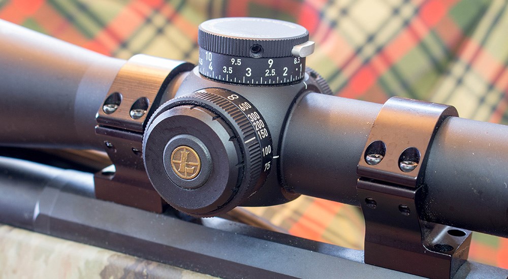Leupold VX-6HD illuminated reticle riflescope dial.
