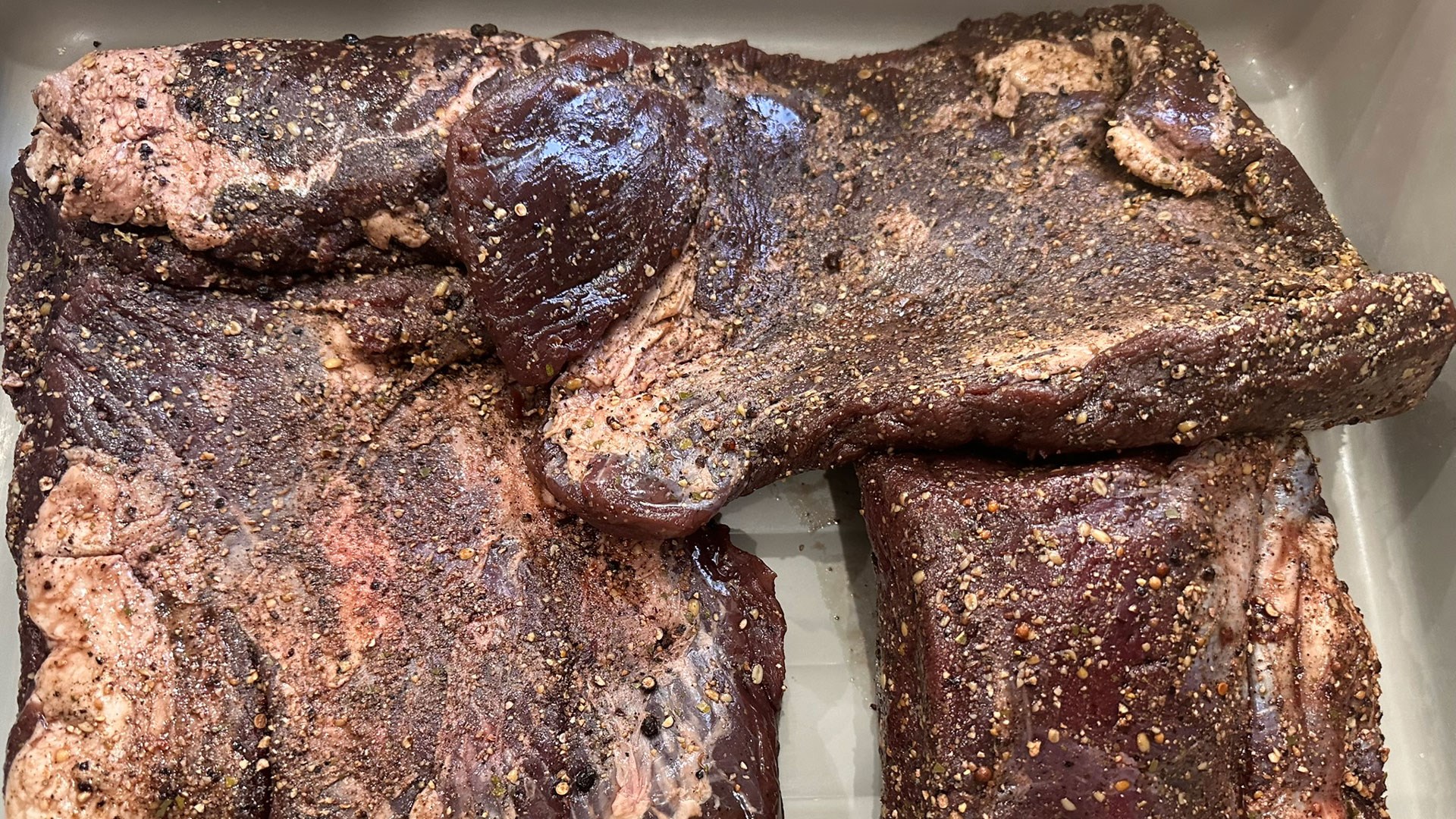 Seasoning on meat