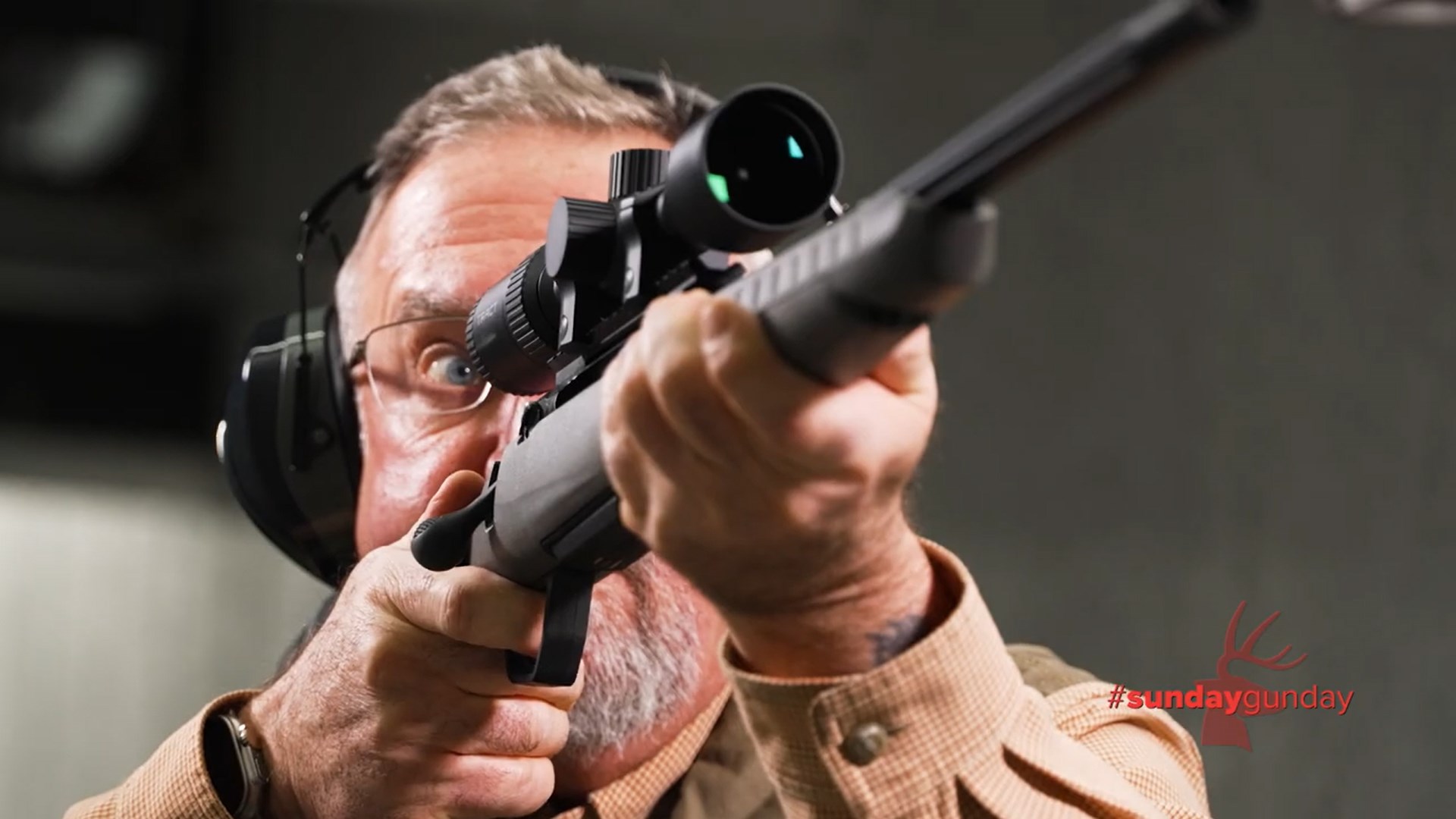 Scott shooting Savage Model 110 Trail Blazer