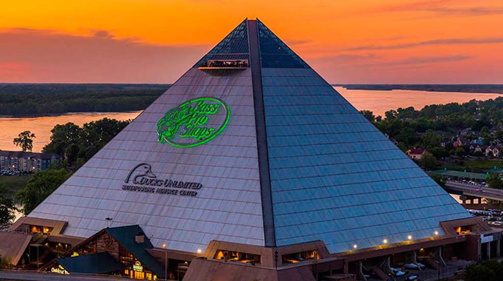 bass_pro_superstore_f.jpg