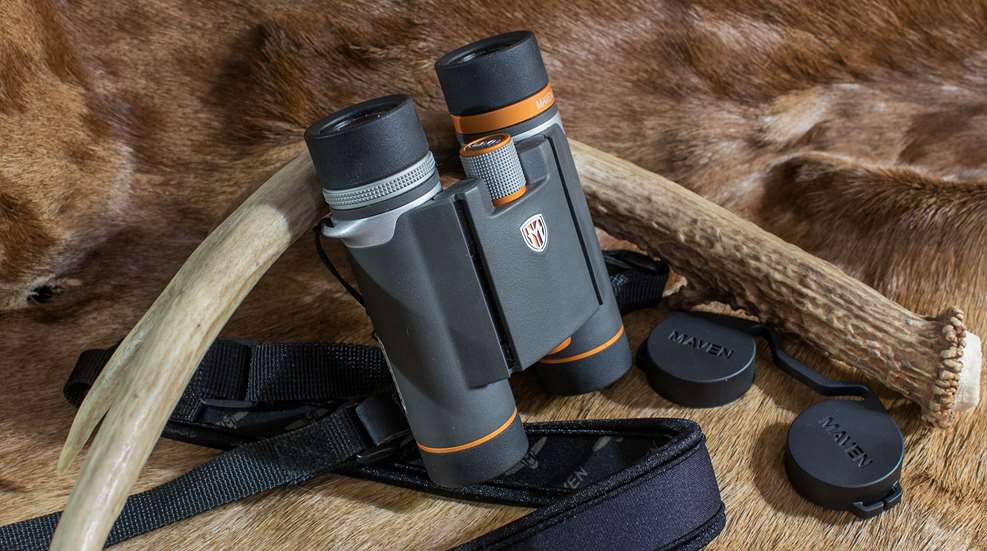 Review Maven B.7 Binocular Lead