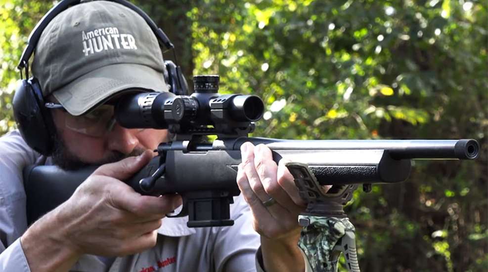sg-howaminiaction300blk_lead.jpg
