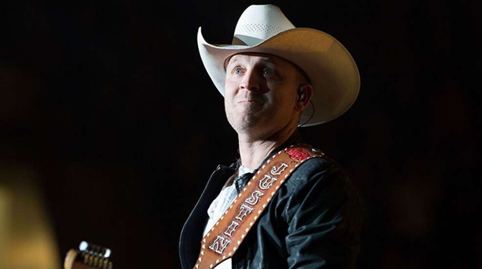 justin_moore_ah_country.jpg