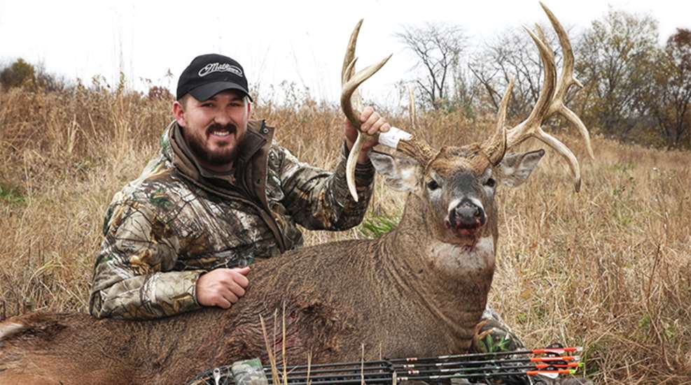7-huge-bucks-to-pump-you-up-for-deer-season_lead.jpg