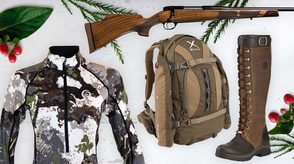 2018holidaygiftguide-femalehunters_lead.jpg