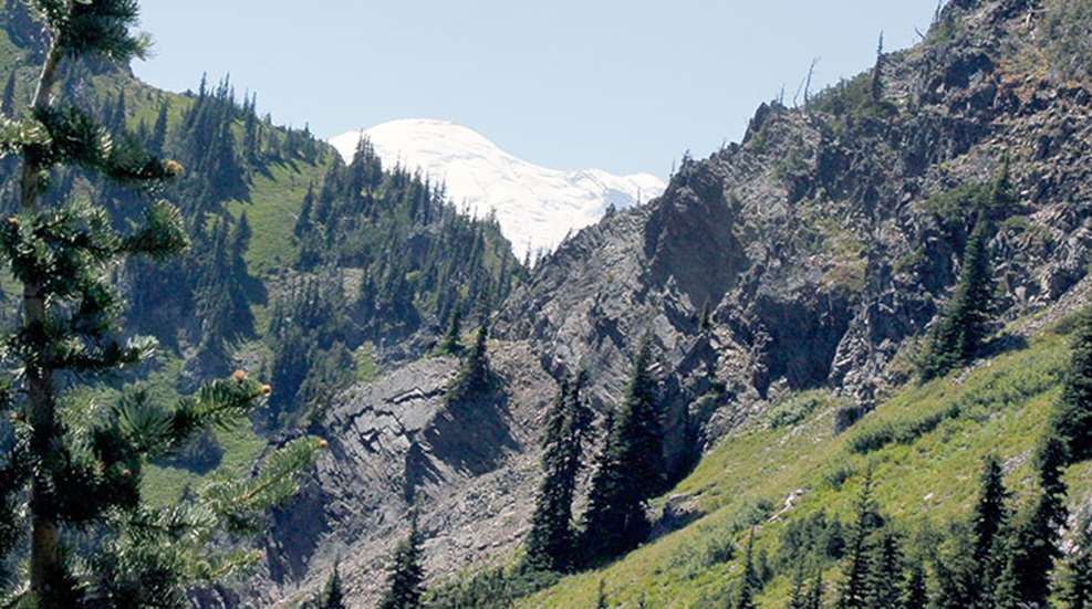 boots_for_mountain_hunts_f.jpg