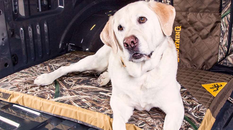 browning_dog_mat_f.jpg