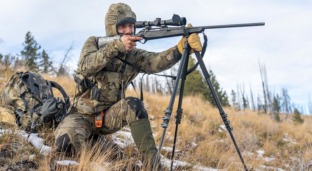 Hunter shooting Benelli Lupo bolt action rifle