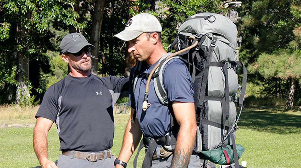 backpack_hunters_f.jpg