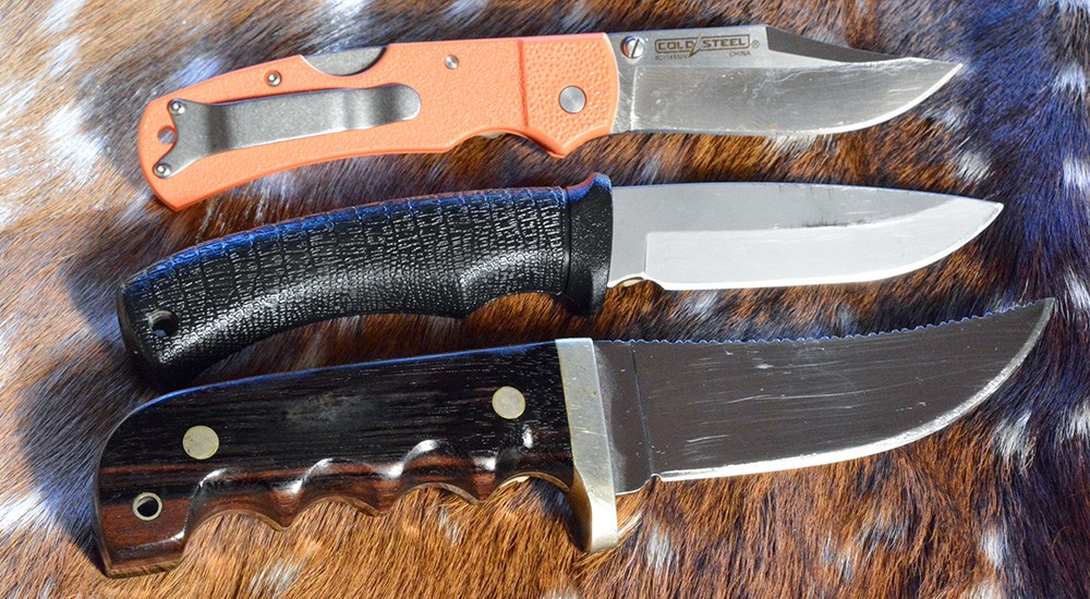 Fixed blade hunting knives.