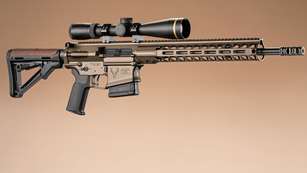Review Stag Arms Stag 10 Pursuit Lead