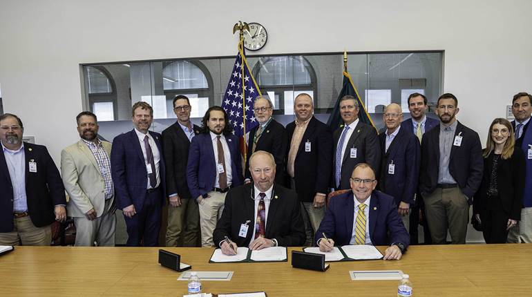 Forest Service Signs MOU Advancing Wildlife-based Access | An Official Journal Of The NRA