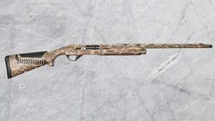 2022 GBA SOTY Benelli SBE3 20 Gauge Lead