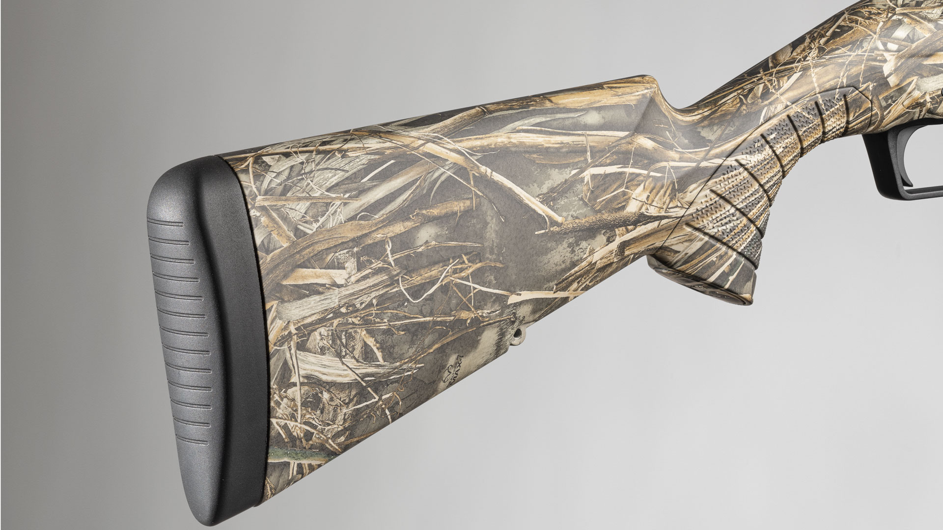 Benelli USA NOVA 3 pump-action shotgun buttstock Realtree-Max 7 camo finish