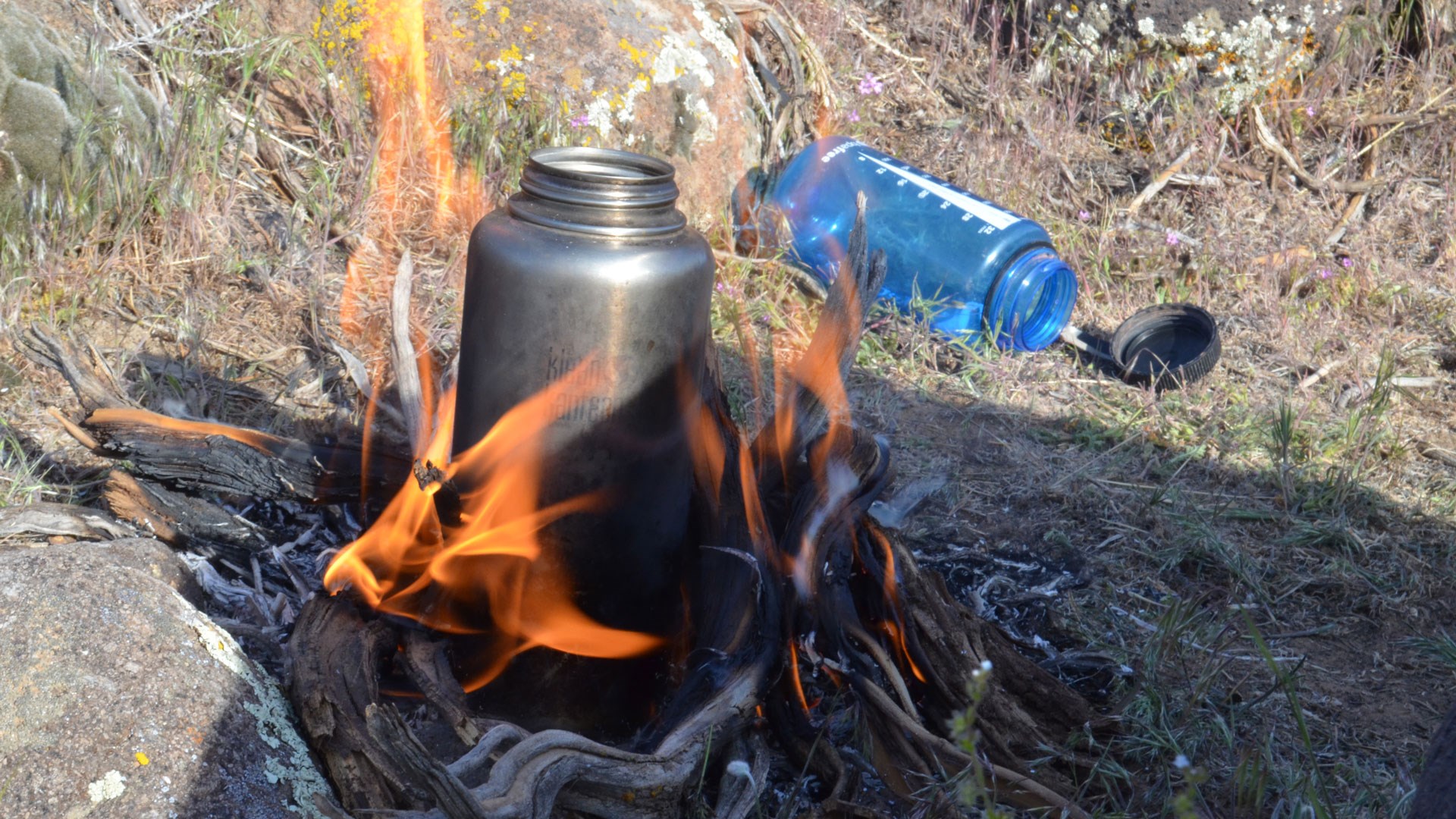 Kanteen on the fire