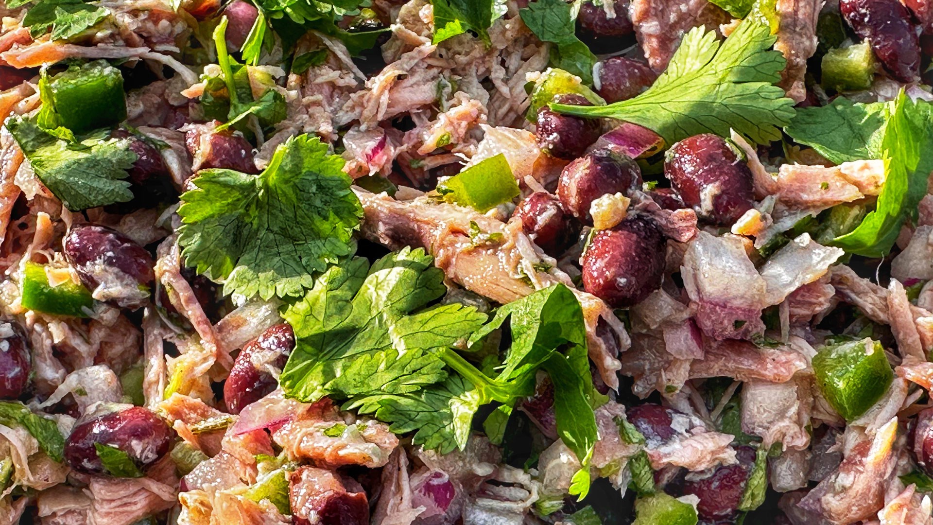 Salad and turkey mix