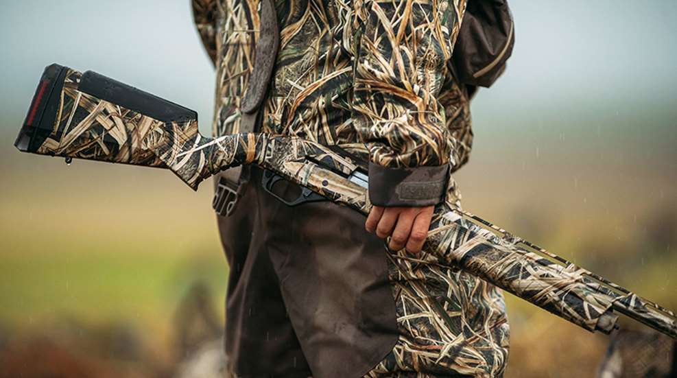 how-to-choose-the-right-waterfowl-shotgun_lead.jpeg