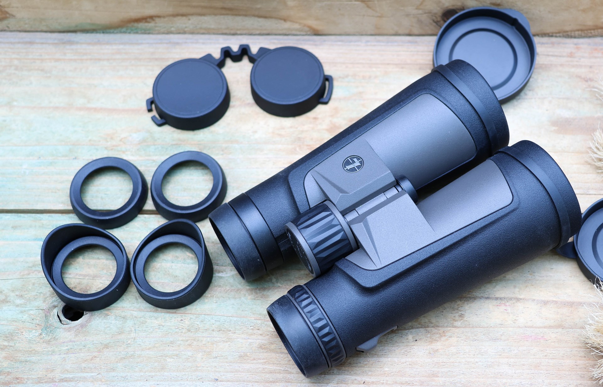 Binos with removable eye cups