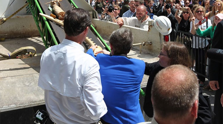 U.S. Fish and Wildlife Service Crushes More Than a Ton of Confiscated Ivory | An Official Journal Of The NRA