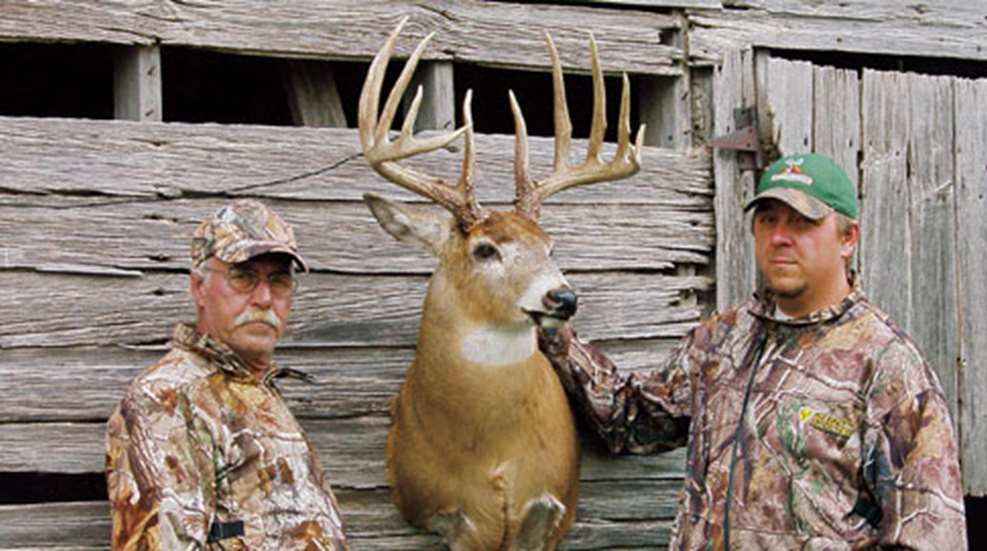 2010823133845-kansas-bj-clement-monster_f.jpg