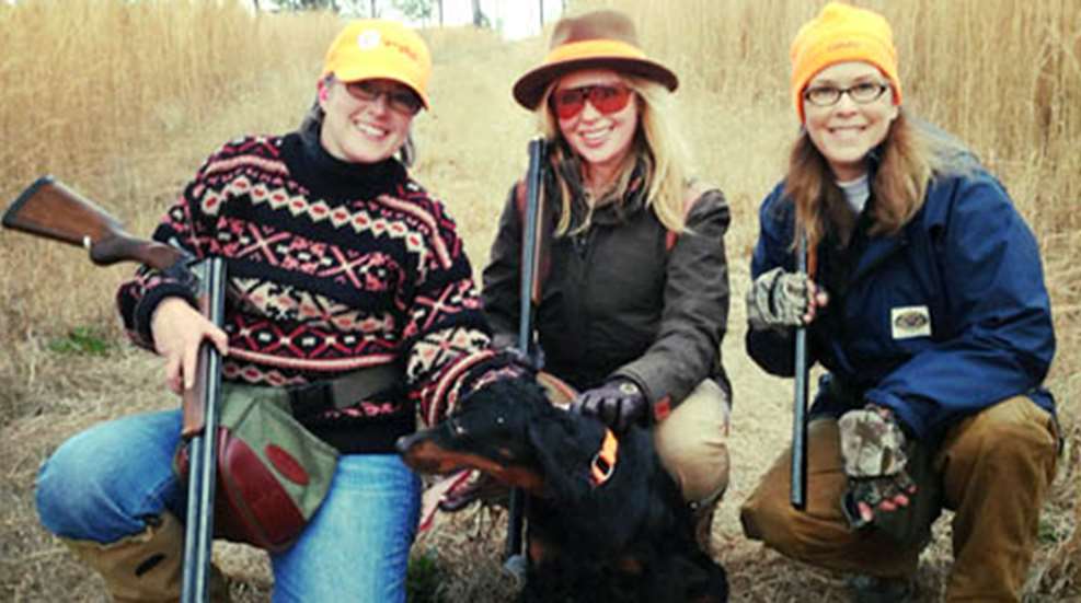 201322016113-girl_hunter_weekends_f.jpg