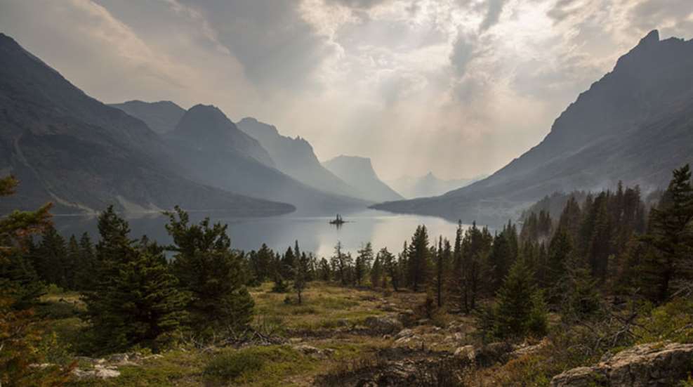 mainadventure-calm-clouds-dawn-414171.jpg