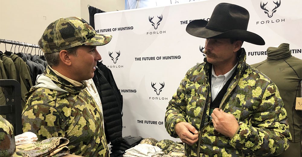 Hunters Trying On FORLOH Camo Jackets