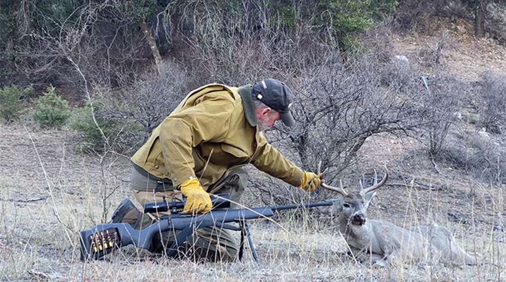 Old-School Outfit: The Benefits of Wool and Canvas Hunting Clothing