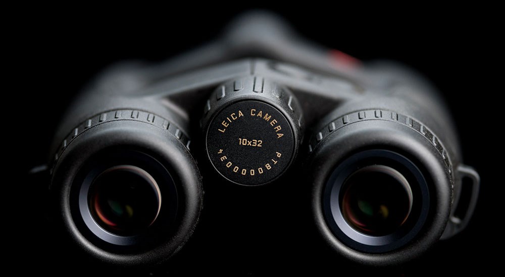Leica Geovid Pro 32 Rangefinding Binocular 10x32